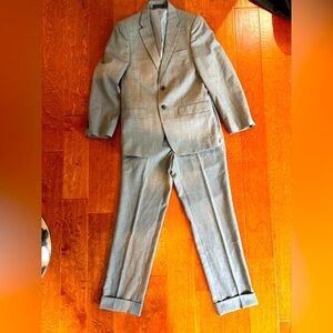 Light gray Tommy Hilfiger suit